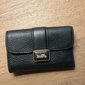 Coach Medium Grace Wallet | Black Leather with Gold Detail
